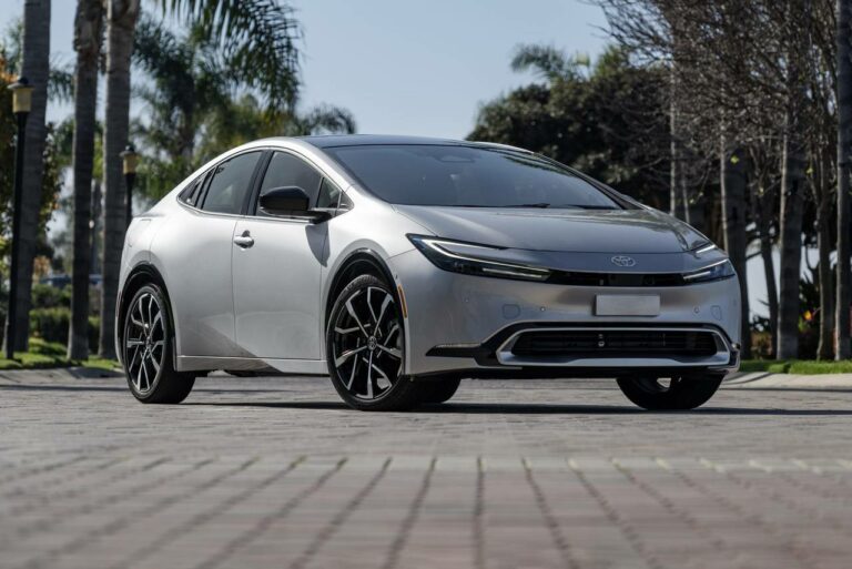 New 2026 Toyota Prius Prime Specs