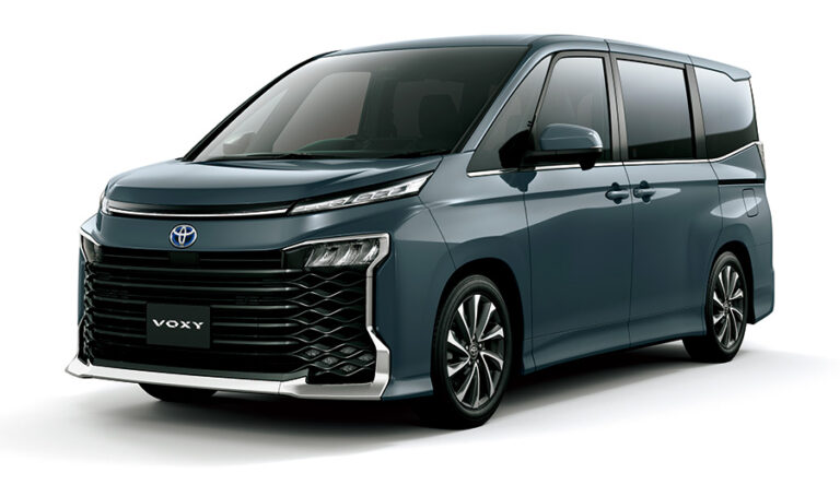 New Toyota Voxy R90 2026 Specs