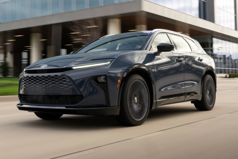 Toyota Crown Signia 2026 Redesign